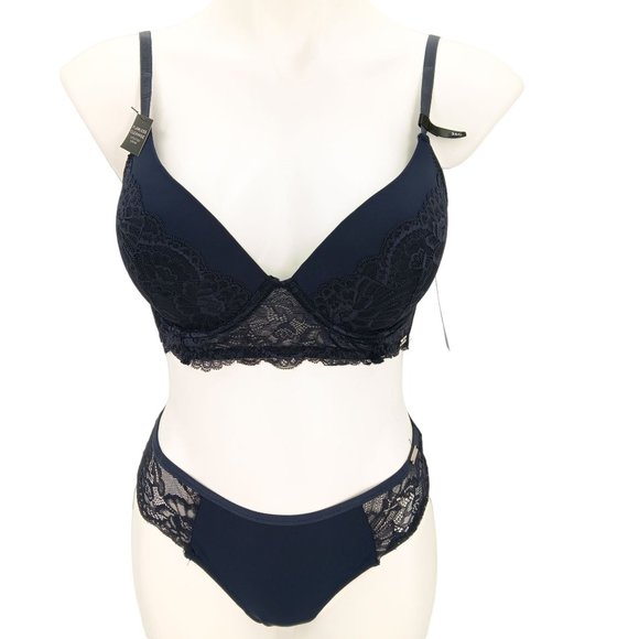 TAHARI BLUE 36C/LARGE BRA SET - Picture 1 of 16